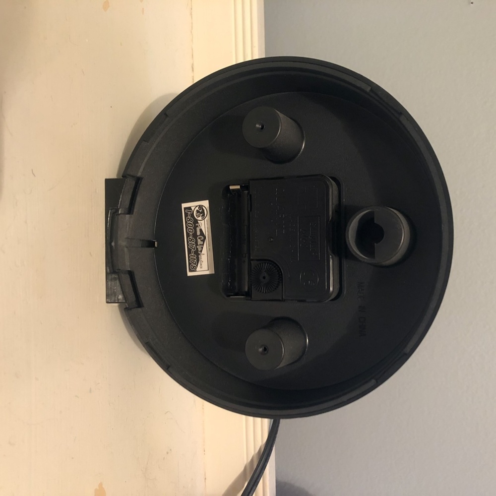 Clock - Picture 4 of 5